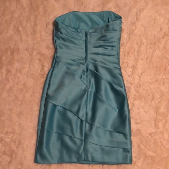 David’s Bridal - Formal Dress - Picture 2 of 3